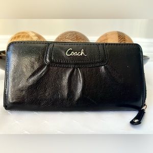 Coach Large, Leather, Black Wallet